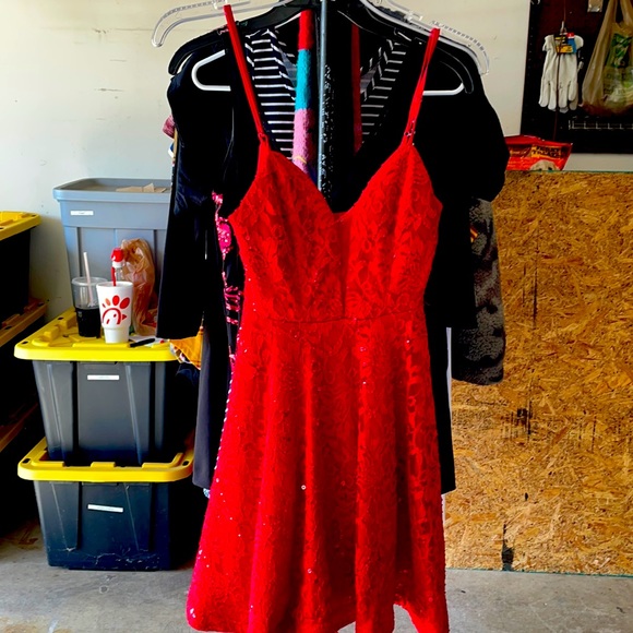 Res dress - Picture 1 of 4